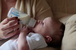 A Guide To Baby-Led Bottle Feeding